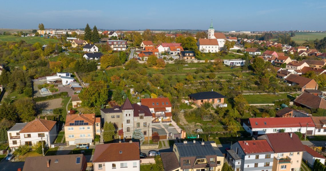 Prodej bytového domu se 4 jednotkami, Jedovnice, zahrada, sklep