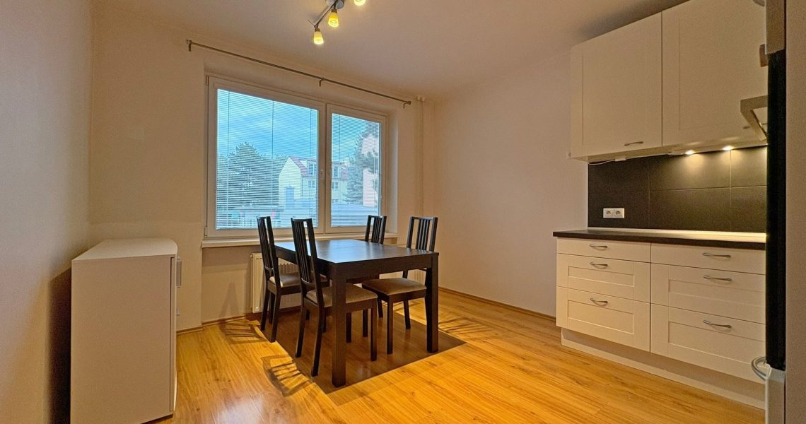 Pronájem bytu 2+1, Slavkov u Brna, ul. sídliště Nádražní, balkon, sklep
